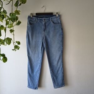 Chico's Perfect Stretch Girlfriend Jeans Slim Leg Ankle Blue Denim Size 1 (M 8)